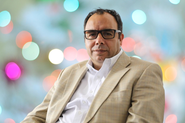 EH3A9213-removebg-preview